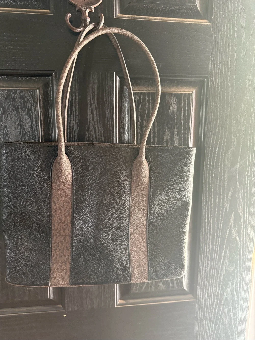 Michael Kors Austin Black Tote with Brown Signature Trim NWT NO crossbody strap